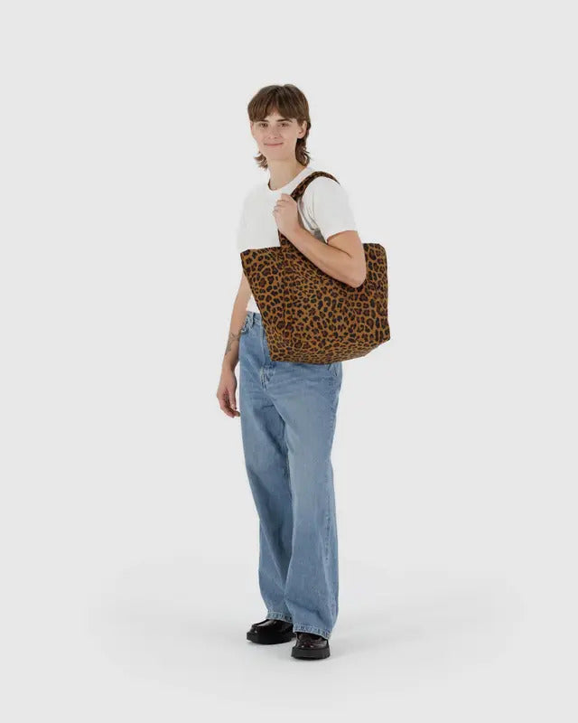 Cloud Bag - Leopard image 1